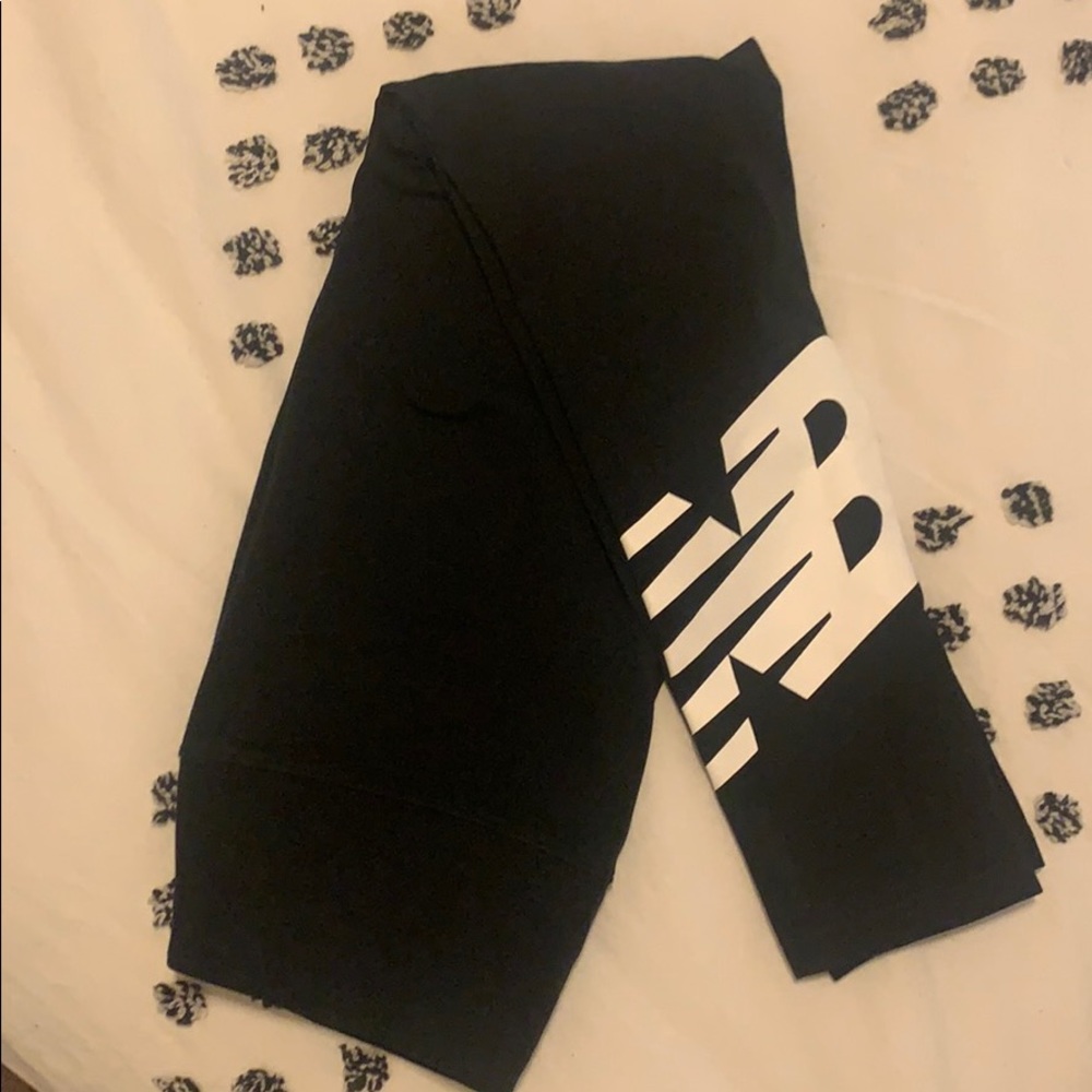 Black leggings